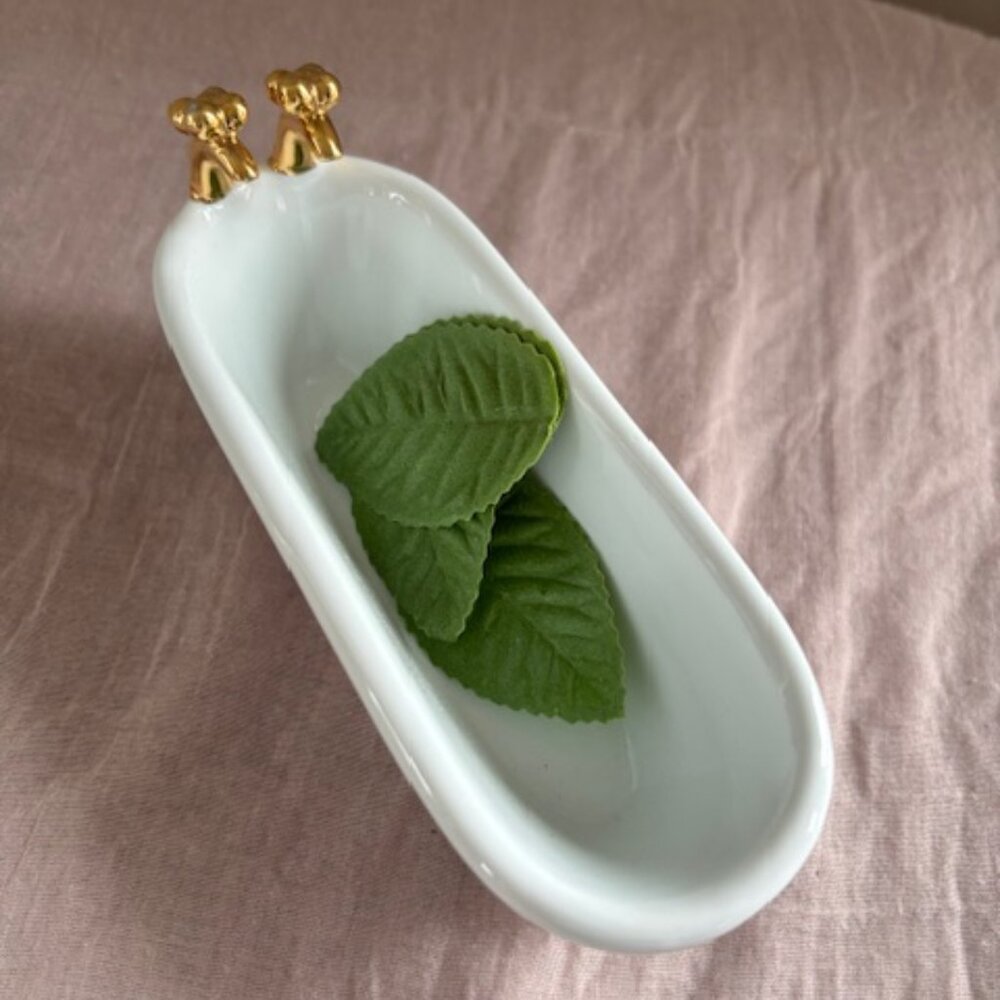 Lovely Porcelain Soap Dish - Picture 5 of 5